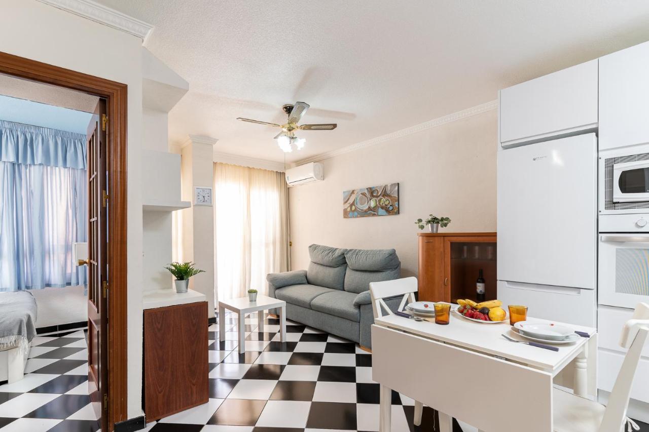 Blonzu Guinea Apartman Benalmádena Kültér fotó